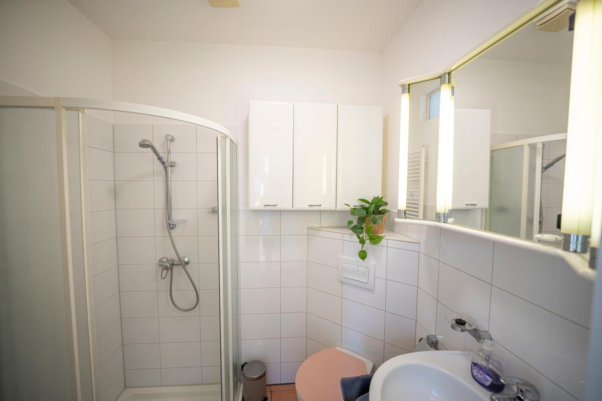 Apartamento Haus Unterm Mammutbaum - Elberadweg Magdeburgo Exterior foto