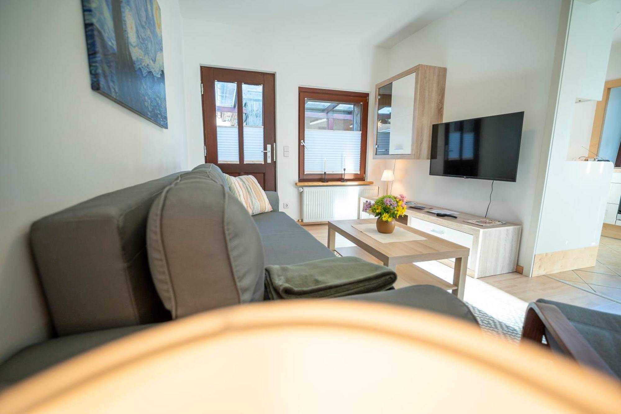 Apartamento Haus Unterm Mammutbaum - Elberadweg Magdeburgo Exterior foto