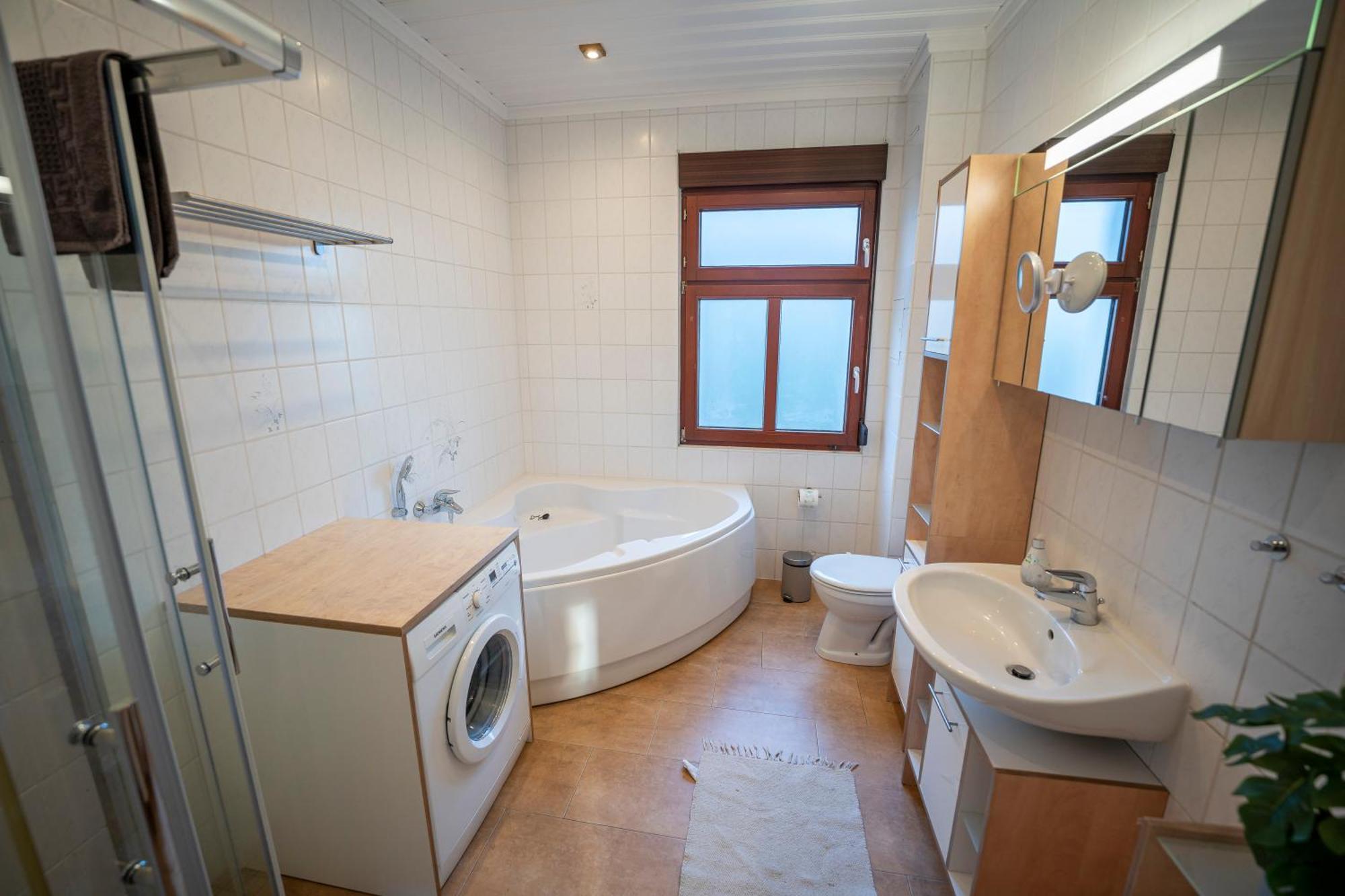 Apartamento Haus Unterm Mammutbaum - Elberadweg Magdeburgo Exterior foto