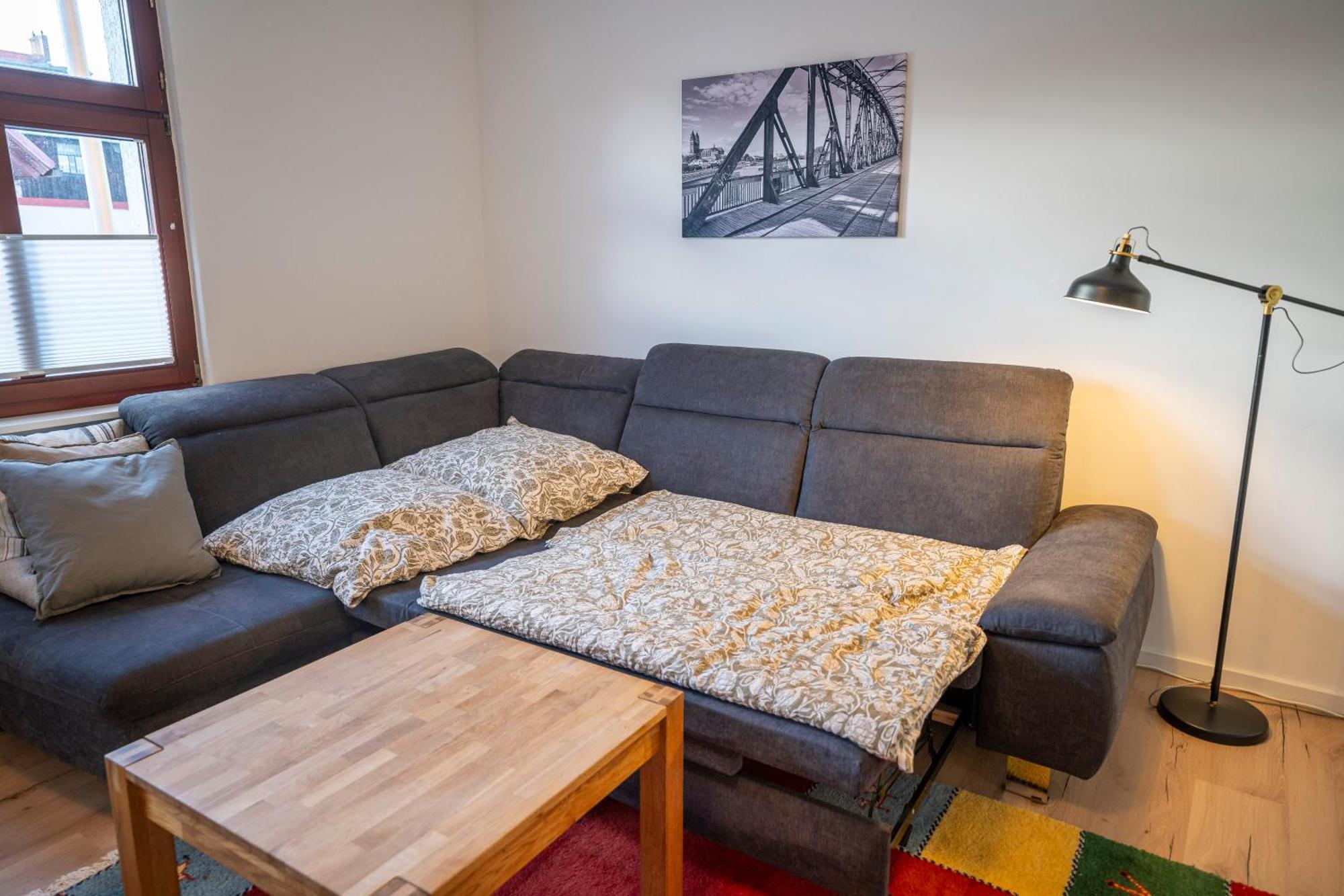 Apartamento Haus Unterm Mammutbaum - Elberadweg Magdeburgo Exterior foto